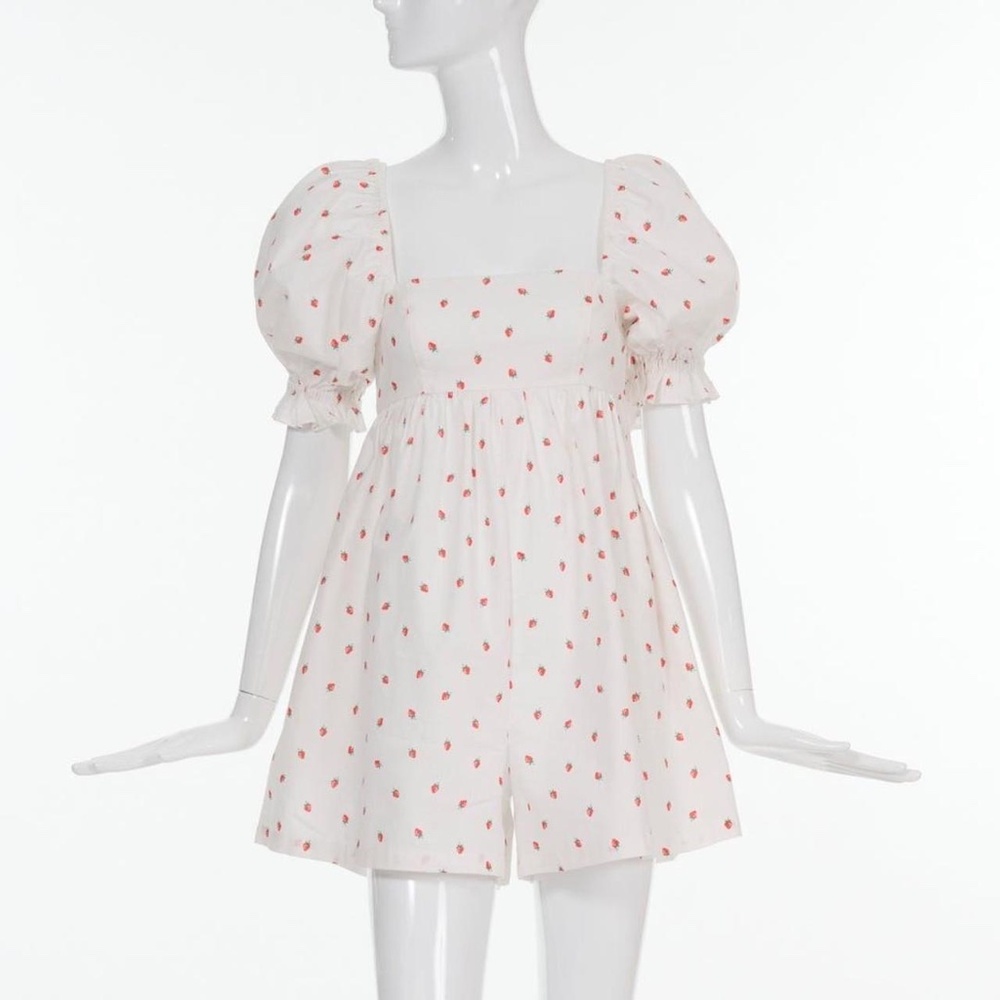 NWT Selkie La Fraise Bunny Romper